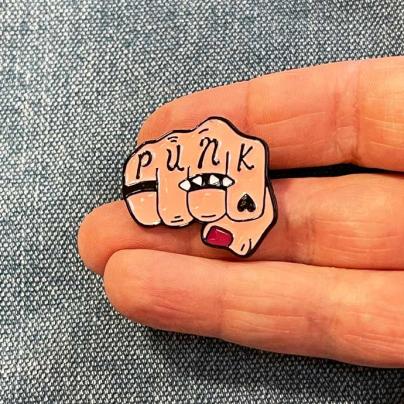 Pin's Pin's "Punk Girl Power"