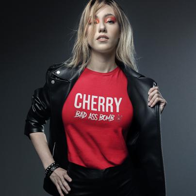 T-Shirts T-shirt Femme, manches courtes, col Rond "Cherry bad ass bomb" rouge